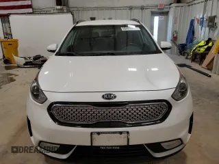 2017 Kia Niro EX with VIN KNDCC3LC2H5081934, listed as a Copart auction lot 50899005 with 142,994 mi miles and Clean Title. Bid and sale history available at carsss.com. Image 5.