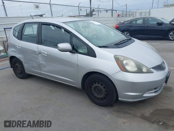 2013 Honda Fit with VIN JHMGE8H38DC002109, listed as a IAAI auction lot 42067257 with 305,739 mi miles. Bid and sale history available at carsss.com. Image 1.