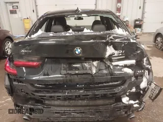 2019 BMW 3 Series 330i xDrive with VIN WBA5R7C56KAJ86102, listed as a IAAI auction lot 41368114 with 89,723 mi miles. Bid and sale history available at carsss.com. Image 6.