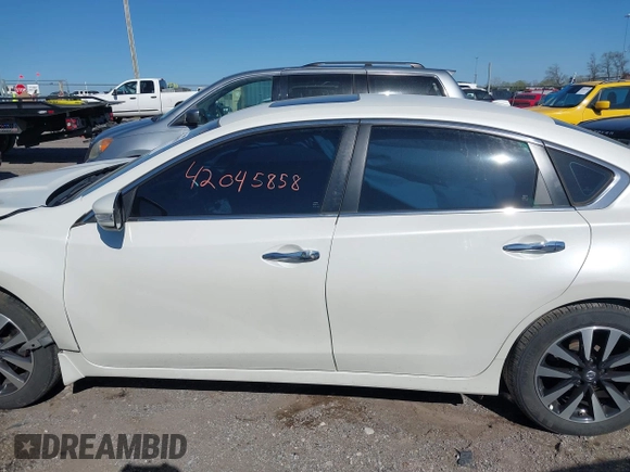 2017 Nissan Altima S with VIN 1N4AL3AP1HC220983, listed as a IAAI auction lot 42045858 with 114,753 mi miles and . Bid and sale history available at DreamBid. Image 13.