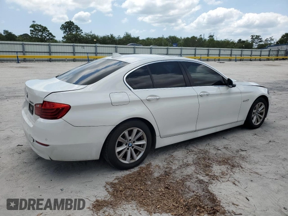 2015 BMW 5 Series 528i z VIN WBA5A5C53FD518240, wystawiony jako Copart lot #56024965 z przebiegiem 194 621 mil mil oraz Szkoda całkowita • Salvage title. Historia ofert i sprzedaży dostępna na DreamBid. Obrazek 3.