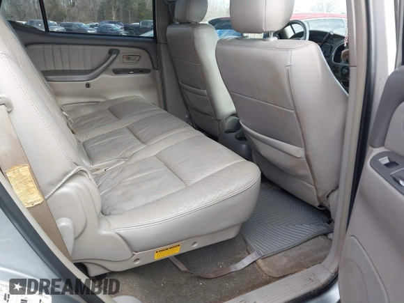 2007 Toyota Sequoia Limited with VIN 5TDZT38A87S298429, listed as a IAAI auction lot 41303386 with 244,837 mi miles and . Bid and sale history available at DreamBid. Image 8.