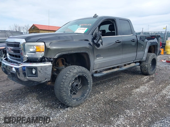 2015 GMC Sierra 1500 SLE z VIN 1GTV2UEC1FZ321141, wystawiony jako IAAI lot #41814049 z przebiegiem 91 173 mil mil oraz . Historia ofert i sprzedaży dostępna na DreamBid. Obrazek 2.