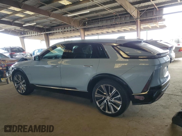 2024 Cadillac LYRIQ Luxury z VIN 1GYKPSRK0RZ105290, wystawiony jako Copart lot #50033015 z przebiegiem Nie podano mil oraz Szkoda całkowita • Salvage title. Historia ofert i sprzedaży dostępna na DreamBid. Obrazek 2.