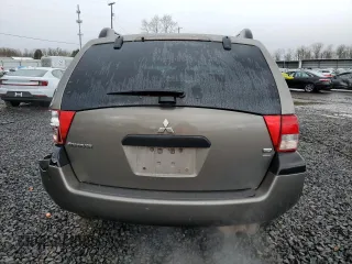 2004 Mitsubishi Endeavor LS with VIN 4A4MN21S74E013411, listed as a Copart auction lot 43638495 with 265,778 mi miles and Salvage Title. Bid and sale history available at carsss.com. Image 6.