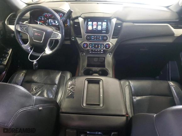 2019 GMC Yukon XL SLT with VIN 1GKS2GKC1KR163990, listed as a Copart auction lot 50639545 with 236,380 mi miles and Clean Title. Bid and sale history available at carsss.com. Image 8.