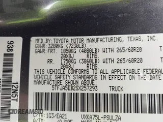 2025 Toyota Tundra Limited with VIN 5TFJA5DB2SX257293, listed as a IAAI auction lot 42742408 with 7,629 mi miles and . Bid and sale history available at DreamBid. Image 9.