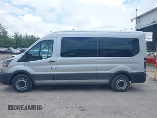 2023 Ford Transit Passenger XL с VIN 1FBAX2C83PKA96917, выставлен на аукционе IAAI как лот 42268308 с пробегом 36 479 миль миль и . История ставок и продаж доступна на DreamBid. Изображение 15.