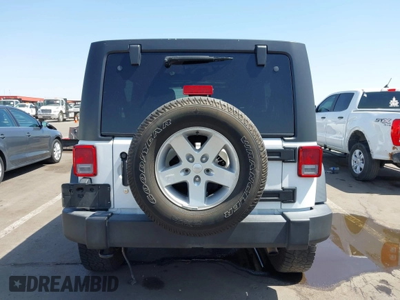 2016 Jeep Wrangler Unlimited Sport z VIN 1C4BJWDG4GL288615, wystawiony jako IAAI lot #42520924 z przebiegiem 113 594 mil mil oraz . Historia ofert i sprzedaży dostępna na DreamBid. Obrazek 17.