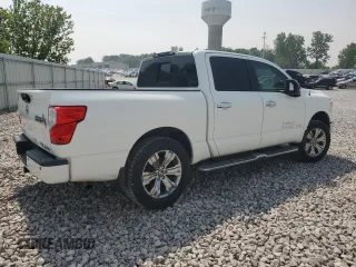 2018 Nissan Titan SV with VIN 1N6AA1E5XJN509882, listed as a Copart auction lot 60162995 with 149,352 mi miles and Salvage title. Bid and sale history available at DreamBid. Image 3.