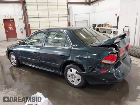 2001 Honda Accord EX с VIN 1HGCG16571A034550, выставлен на аукционе IAAI как лот 42104425 с пробегом 251 018 миль миль и . История ставок и продаж доступна на DreamBid. Изображение 3.