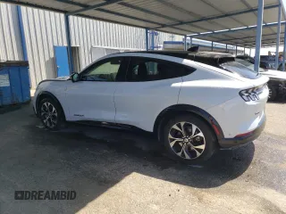 2023 Ford Mustang Mach-E Premium с VIN 3FMTK3SU2PMA84754, выставлен на аукционе Copart как лот 58766605 с пробегом 16 023 миль миль и На запчасти • Non repairable. История ставок и продаж доступна на DreamBid. Изображение 2.