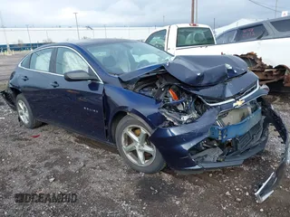 2016 Chevrolet Malibu LS z VIN 1G1ZB5ST3GF254839, wystawiony jako IAAI lot #42177477 z przebiegiem 69 015 mil mil oraz . Historia ofert i sprzedaży dostępna na DreamBid. Obrazek 1.