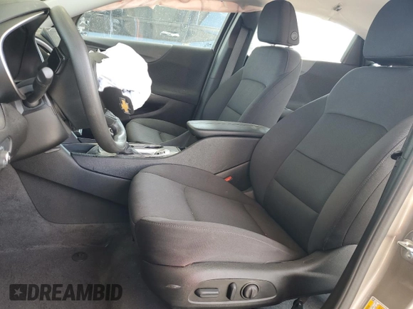 2025 Chevrolet Malibu LT with VIN 1G1ZD5ST8SF107581, listed as a Copart auction lot 50128315 with 10,056 mi miles and Clean Title. Bid and sale history available at DreamBid. Image 7.