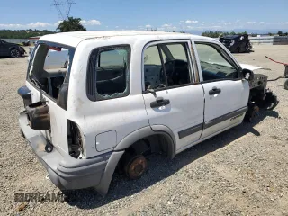 2003 Chevrolet Tracker ZR2 z VIN 2CNBJ734236932592, wystawiony jako Copart lot #58171145 z przebiegiem Nie podano mil oraz Szkoda całkowita • Salvage title. Historia ofert i sprzedaży dostępna na DreamBid. Obrazek 3.