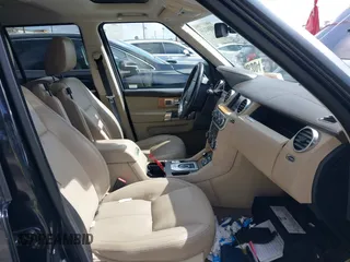 2016 Land Rover LR4 HSE Lux z VIN SALAK2V68GA794735, wystawiony jako IAAI lot #41582134 z przebiegiem Nie podano mil oraz . Historia ofert i sprzedaży dostępna na DreamBid. Obrazek 5.