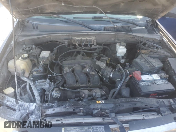 2008 Ford Escape XLT z VIN 1FMCU93108KA72659, wystawiony jako Copart lot #53338955 z przebiegiem 230 685 mil mil oraz Szkoda całkowita • Salvage title. Historia ofert i sprzedaży dostępna na DreamBid. Obrazek 12.