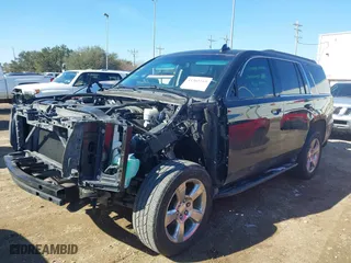 2017 Chevrolet Tahoe LS with VIN 1GNSCAKC8HR360581, listed as a IAAI auction lot 41365169 with 137,369 mi miles. Bid and sale history available at carsss.com. Image 17.