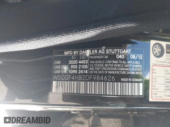 2013 Mercedes-Benz C C 250 Sport with VIN WDDGF4HB2DF984626, listed as a IAAI auction lot 40576272 with 108,931 mi miles. Bid and sale history available at carsss.com. Image 9.
