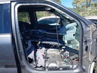 2022 Ford F-150 XL with VIN 1FTFW1E8XNFA41995, listed as a IAAI auction lot 41743193 with 1 mi miles. Bid and sale history available at carsss.com. Image 5.