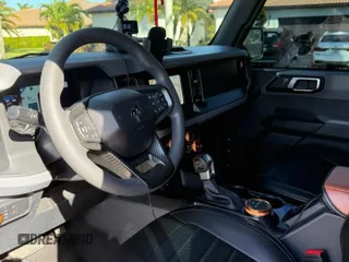 2022 Ford Bronco with VIN 1FMEE5BPXNLB91071, listed as a Copart auction lot 53192765 with 5,263 mi miles and Clean Title. Bid and sale history available at DreamBid. Image 9.