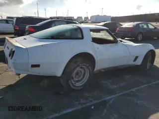 1981 Chevrolet Corvette with VIN 1G1AY8761BS409288, listed as a Copart auction lot 43998085 with 66,225 mi miles and Clean Title. Bid and sale history available at carsss.com. Image 3.