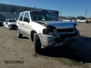 2004 Ford Escape XLS with VIN 1FMYU92124KA89643, listed as a Copart auction lot 84162924 with 177,930 mi miles and Clean Title. Bid and sale history available at DreamBid. Image 11.