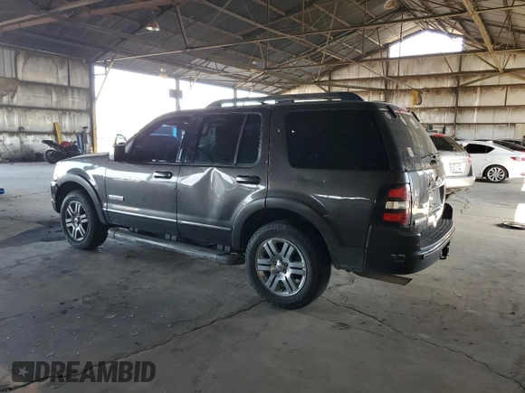 2006 Ford Explorer Limited z VIN 1FMEU65826UA32361, wystawiony jako Copart lot #63476335 z przebiegiem 210 248 mil mil oraz Czysty tytuł • Clean title. Historia ofert i sprzedaży dostępna na DreamBid. Obrazek 2.