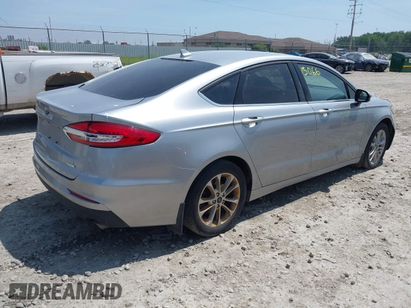 2020 Ford Fusion SE z VIN 3FA6P0HD6LR144501, wystawiony jako IAAI lot #42715066 z przebiegiem 204 983 mil mil oraz . Historia ofert i sprzedaży dostępna na DreamBid. Obrazek 4.
