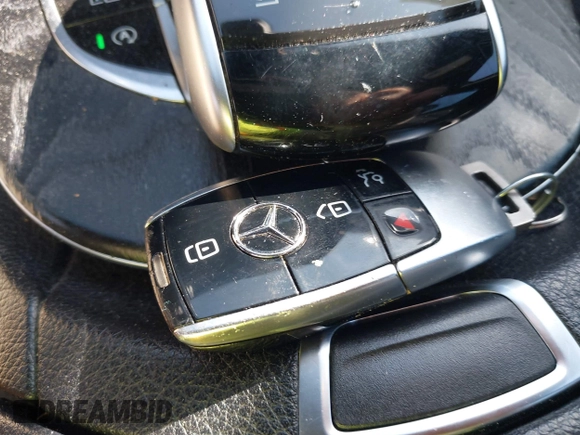 2020 Mercedes-Benz E 350 with VIN WDDZF8EB4LA703331, listed as a IAAI auction lot 42297055 with Not provided miles and . Bid and sale history available at DreamBid. Image 11.