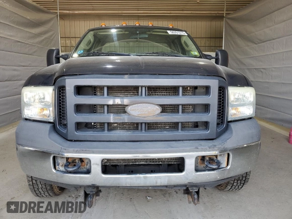 2007 Ford F-250 XL with VIN 1FTSX21P57EA29325, listed as a Copart auction lot 56351275 with 168,834 mi miles and Salvage title. Bid and sale history available at DreamBid. Image 5.