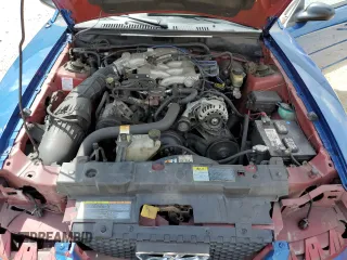 2001 Ford Mustang Deluxe with VIN 1FAFP44401F209673, listed as a Copart auction lot 52239035 with 165,944 mi miles and Salvage Title. Bid and sale history available at carsss.com. Image 13.