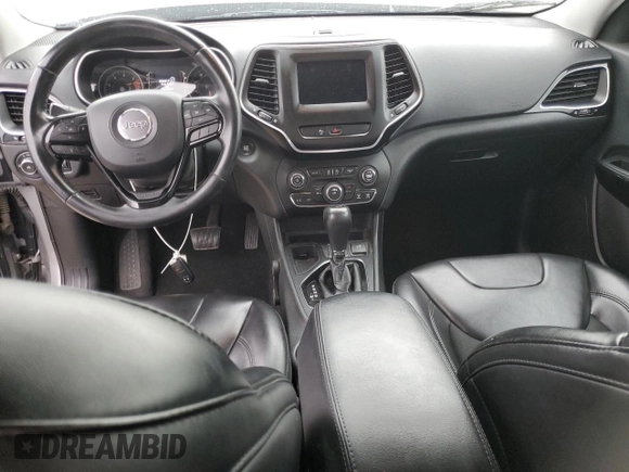 2019 Jeep Cherokee Altitude with VIN 1C4PJLLB3KD339082, listed as a Copart auction lot 54840275 with 197,069 mi miles and Salvage title. Bid and sale history available at DreamBid. Image 8.