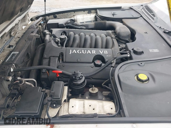 2000 Jaguar XJ Vanden Plas with VIN SAJDA24CXYLF08926, listed as a IAAI auction lot 41702969 with 194,837 mi miles and . Bid and sale history available at DreamBid. Image 10.