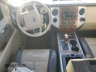 2007 Ford Expedition Max Eddie Bauer z VIN 1FMFK175X7LA20966, wystawiony jako Copart lot #89174085 z przebiegiem 302 916 mil mil oraz Szkoda całkowita • Salvage title. Historia ofert i sprzedaży dostępna na DreamBid. Obrazek 8.