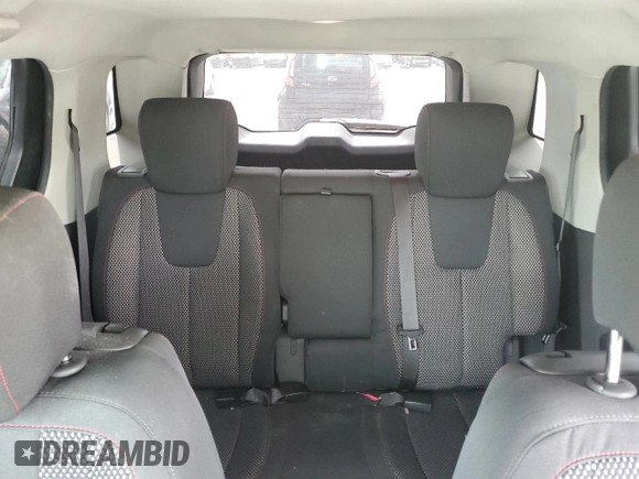 2010 GMC Terrain SLE-2 z VIN 2CTFLEEY2A6388875, wystawiony jako Copart lot #55048835 z przebiegiem 215 727 mil mil oraz Czysty tytuł • Clean title. Historia ofert i sprzedaży dostępna na DreamBid. Obrazek 10.
