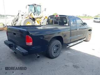 2000 Dodge Dakota with VIN 1B7GL22XXYS588291, listed as a IAAI auction lot 41492668 with 160,266 mi miles. Bid and sale history available at carsss.com. Image 4.
