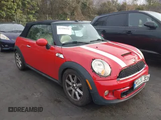 2012 MINI Convertible S z VIN WMWZP3C5XCT249627, wystawiony jako IAAI lot #41430331 z przebiegiem 157 533 mil mil oraz . Historia ofert i sprzedaży dostępna na DreamBid. Obrazek 1.