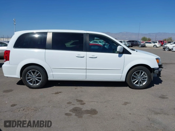 2016 Dodge Grand Caravan SE with VIN 2C4RDGBG1GR349523, listed as a IAAI auction lot 41700491 with 44,253 mi miles and . Bid and sale history available at DreamBid. Image 14.