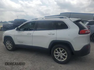 2017 Jeep Cherokee Latitude с VIN 1C4PJMCB4HW659210, выставлен на аукционе Copart как лот 64015385 с пробегом 102 183 миль миль и Списание • Salvage title. История ставок и продаж доступна на DreamBid. Изображение 2.