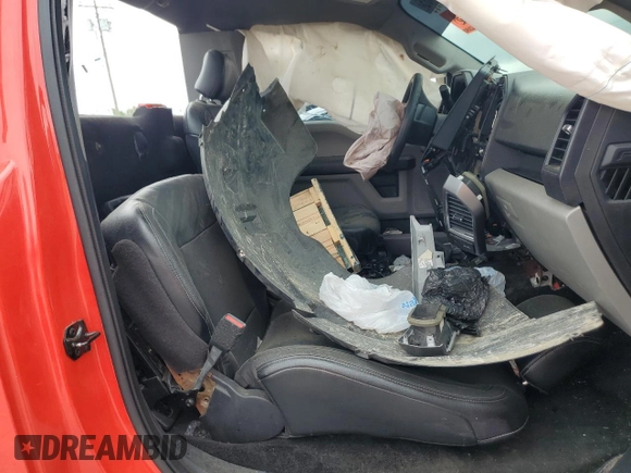 2018 Ford F-150 XL z VIN 1FTMF1CBXJKC16351, wystawiony jako Copart lot #54138485 z przebiegiem Nie podano mil oraz Szkoda całkowita • Salvage title. Historia ofert i sprzedaży dostępna na DreamBid. Obrazek 10.