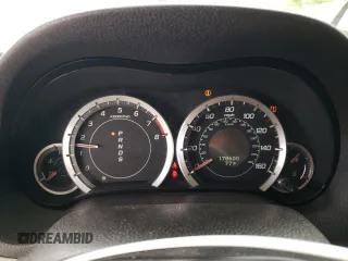 2009 Acura TSX z VIN JH4CU26679C017736, wystawiony jako Copart lot #56119635 z przebiegiem 178 600 mil mil oraz Szkoda całkowita • Salvage title. Historia ofert i sprzedaży dostępna na DreamBid. Obrazek 9.