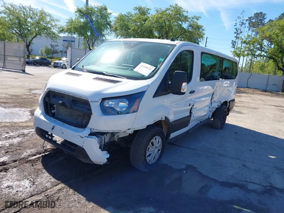 2022 Ford Transit Passenger Wagon XL with VIN 1FBAX2Y86NKA83763, listed as a IAAI auction lot 41858121 with 48,029 mi miles. Bid and sale history available at carsss.com. Image 17.