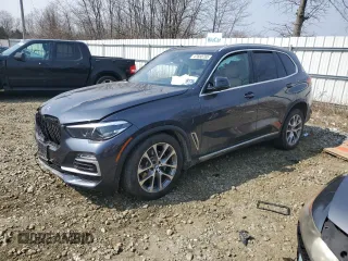 2019 BMW X5 xDrive40i with VIN 5UXCR6C51KLL36723, listed as a Copart auction lot 47680785 with 0 mi miles and Salvage Title. Bid and sale history available at carsss.com. Image 1.