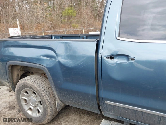 2014 GMC Sierra 1500 SLT with VIN 1GTV2VEC4EZ166217, listed as a IAAI auction lot 41866620 with 86,571 mi miles. Bid and sale history available at carsss.com. Image 18.