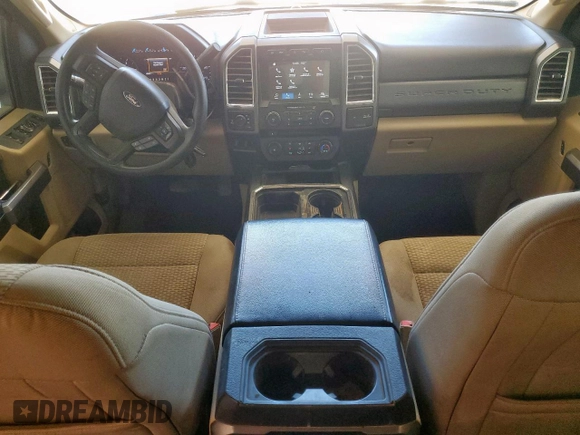 2018 Ford F-250 XL z VIN 1FT7W2BT9JEB71401, wystawiony jako Copart lot #63932135 z przebiegiem 135 383 mil mil oraz Szkoda całkowita • Salvage title. Historia ofert i sprzedaży dostępna na DreamBid. Obrazek 8.