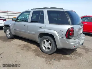 2004 Chevrolet TrailBlazer LT with VIN 1GNDS13S742421875, listed as a IAAI auction lot 41790889 with 167,224 mi miles. Bid and sale history available at carsss.com. Image 3.