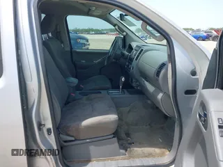 2015 Nissan Frontier SL with VIN 1N6AD0ER5FN768808, listed as a IAAI auction lot 42257992 with 151,852 mi miles and . Bid and sale history available at DreamBid. Image 5.