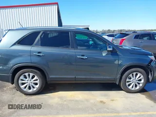 2015 Kia Sorento EX with VIN 5XYKU4A70FG559566, listed as a IAAI auction lot 41727052 with 92,258 mi miles. Bid and sale history available at carsss.com. Image 13.