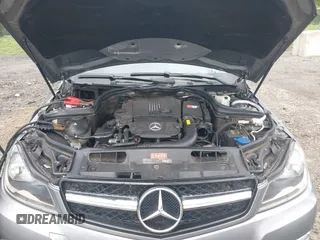 2012 Mercedes-Benz C 250 с VIN WDDGJ4HB5CF745892, выставлен на аукционе IAAI как лот 42347608 с пробегом 109 677 миль миль и . История ставок и продаж доступна на DreamBid. Изображение 10.
